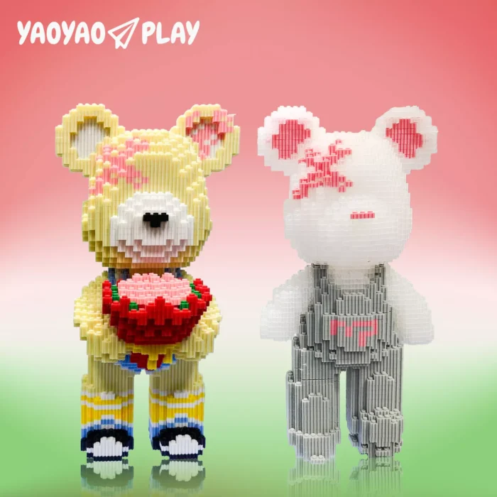 Two cute brick - built bears with different designs from YaoYao Play.